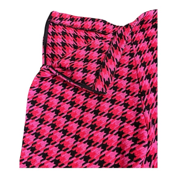 Vibrant Pink and Black Houndstooth Flare Pants - Picture 3 of 5